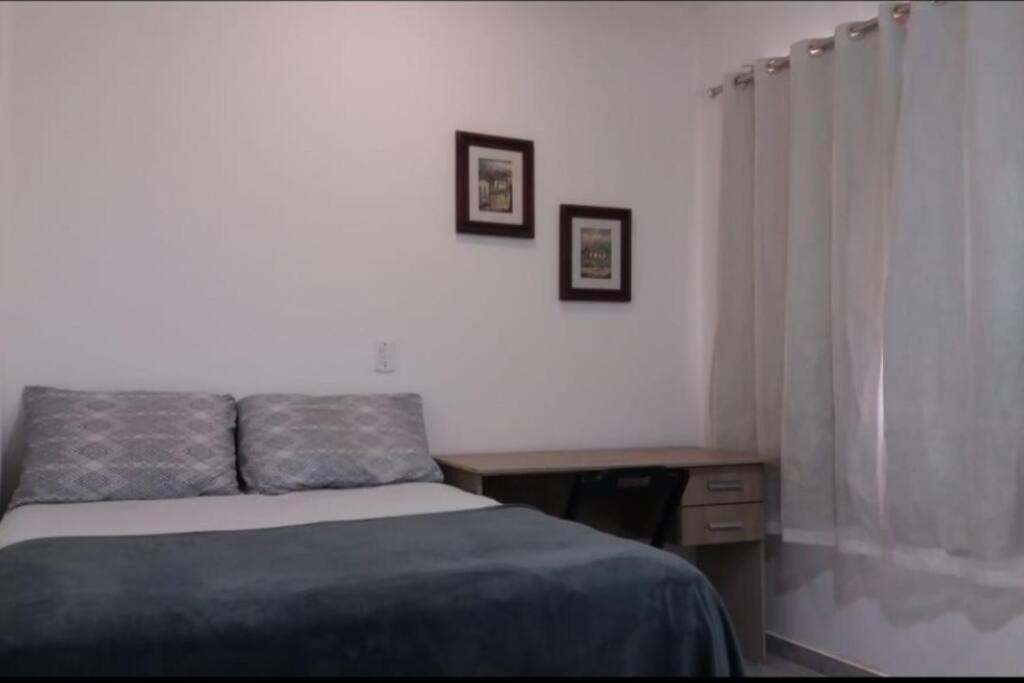 Casa Inteira Proxima Ao Centro / 4 Suites.