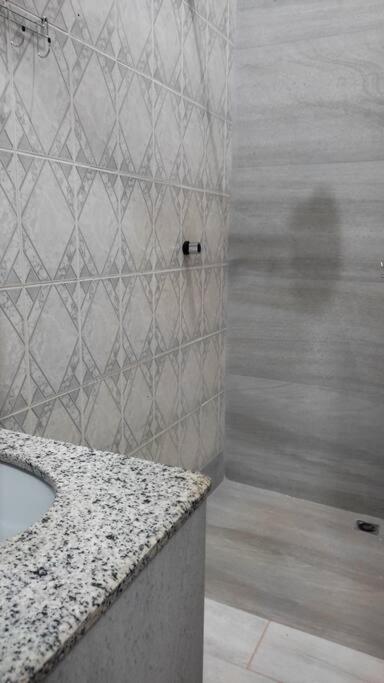 Casa Inteira Proxima Ao Centro / 4 Suites. Londrina