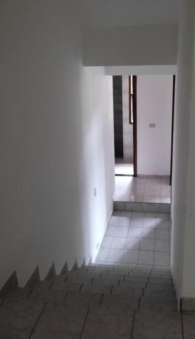 Casa Inteira Proxima Ao Centro / 4 Suites. Londrina